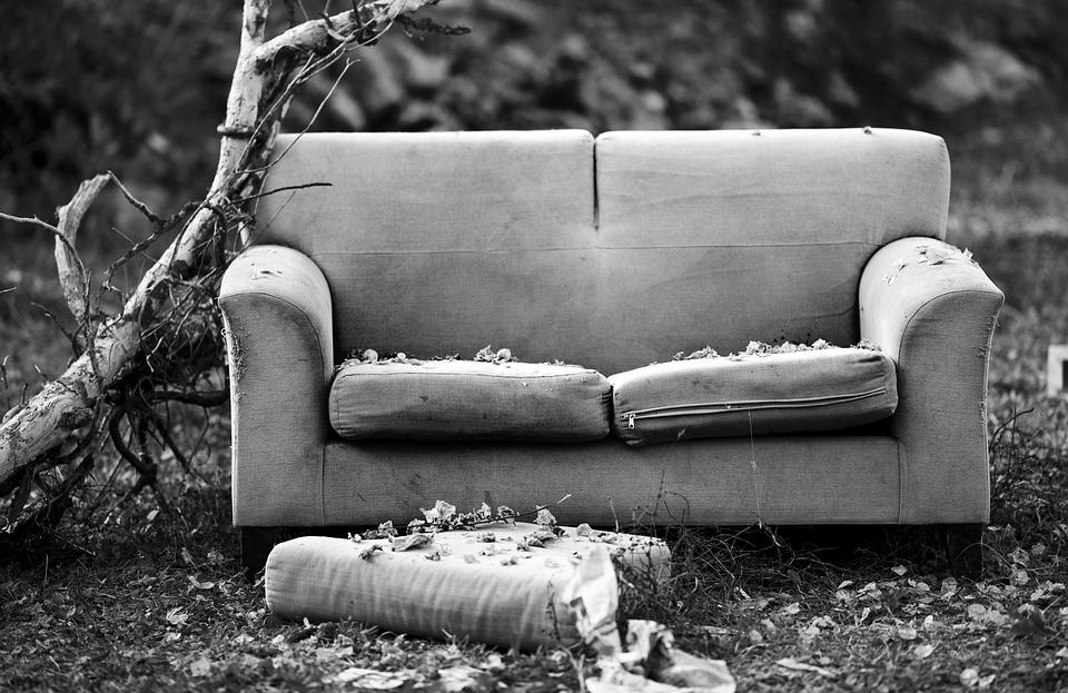 ritiro divano vecchio e usato