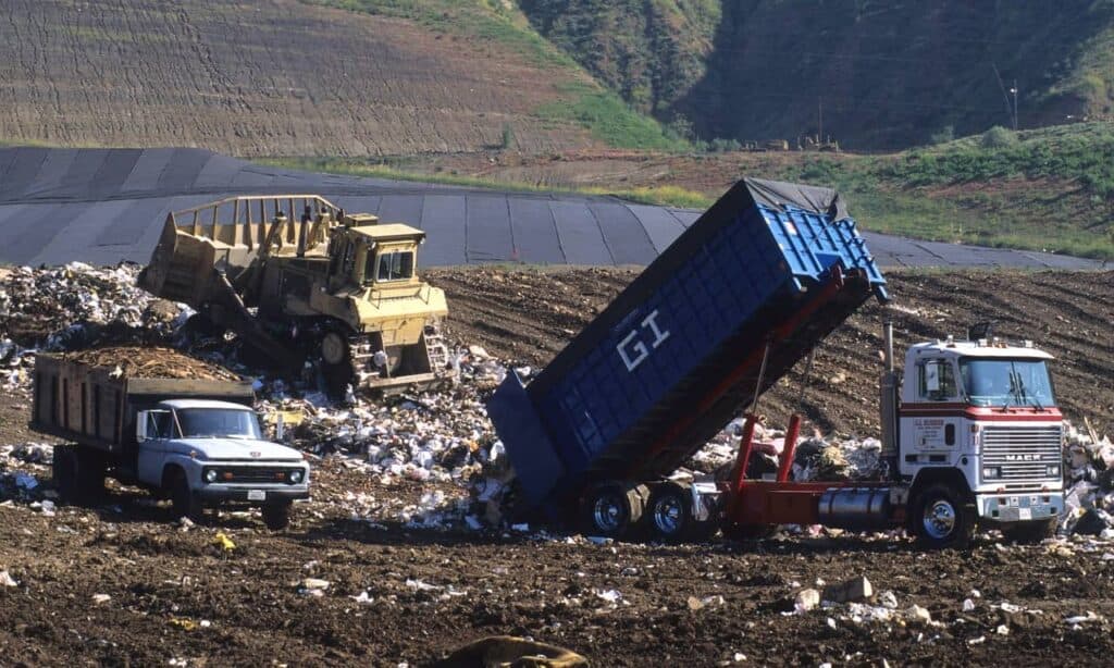 come funziona una discarica a Milano